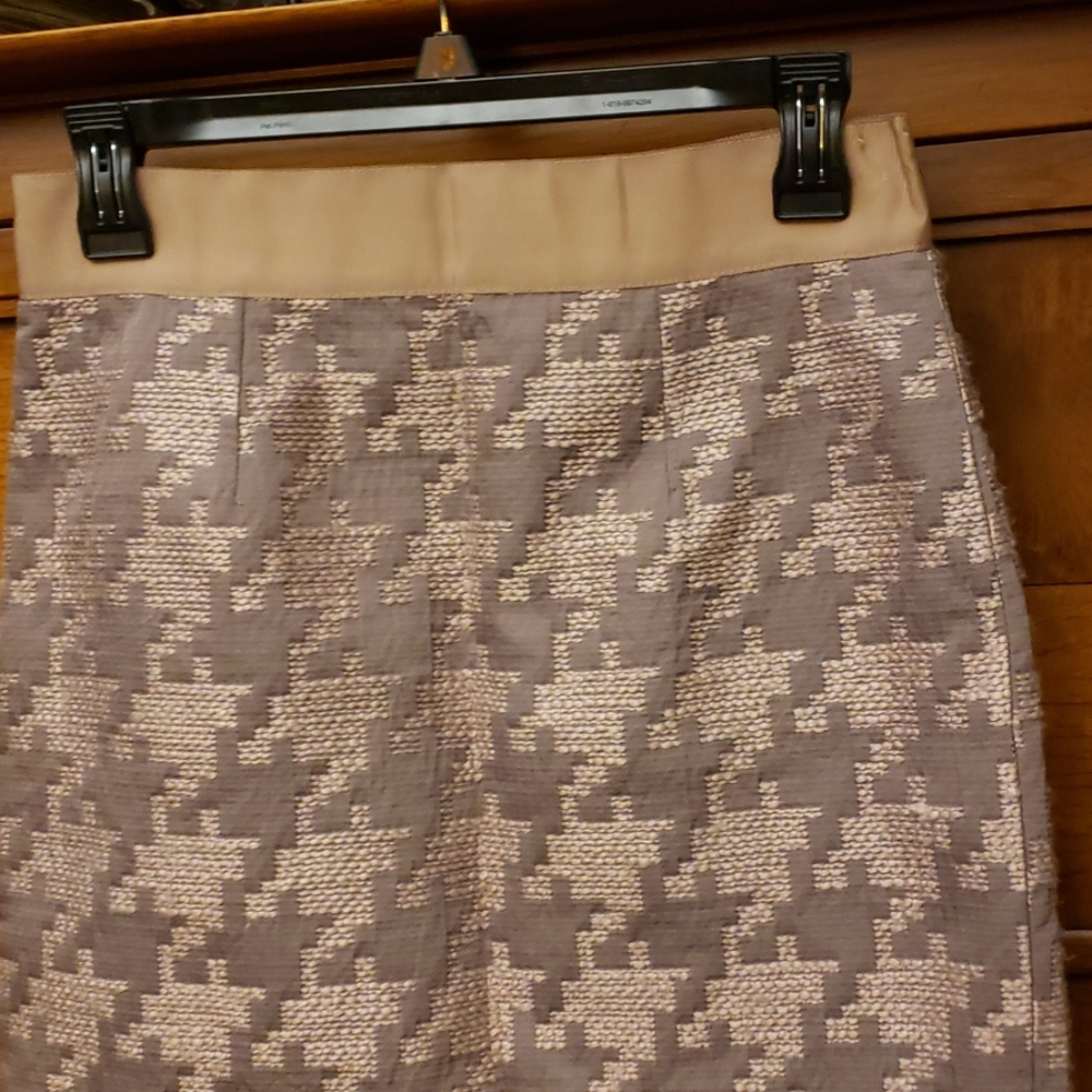 LOFT ANN TAYLOR PETITE TWO-TONED SKIRT SZ 2P - Picture 4 of 8